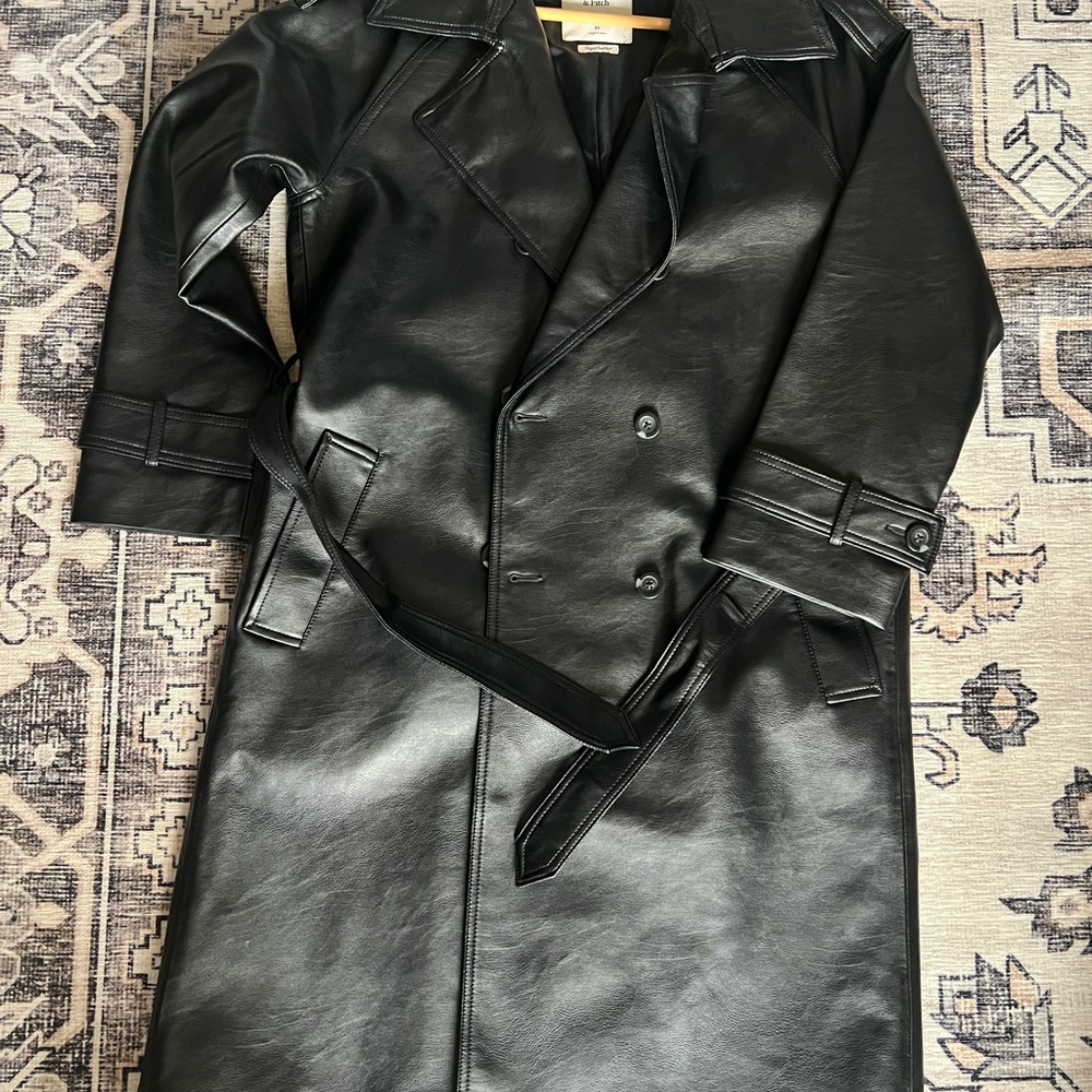 Abercrombie & Fitch Women's Sleek Black Leather Trench Coat